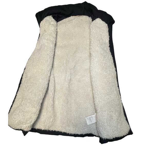 HOLLISTER BLUE SHERPA  LINED ZIP UP VEST NEW WITHOUT TAGS NO SIGN OF WEAR - Picture 3 of 3